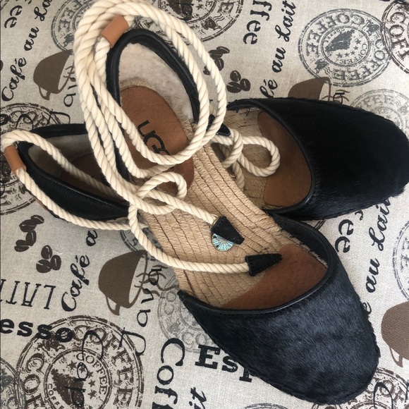 UGG Australia Libby Calf Hair d'Orsay Espadrille - Picture 2 of 8